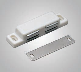 Double Magnetic Catch With One Hole Plate 2-33/64"